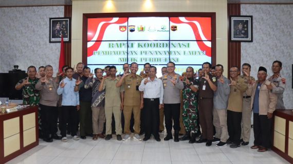 Cegah Longsor, Kapolres Pimpin Rapat Koordinasi Bahas Alih Fungsi Lahan Hutan di Petungkriyono.